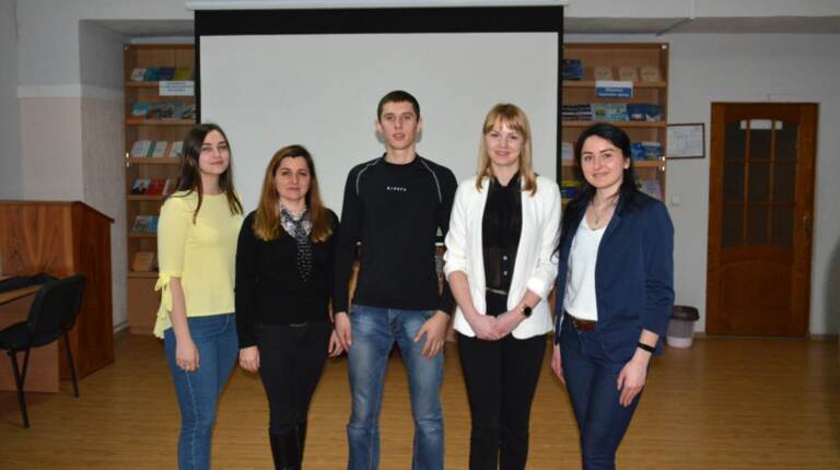 Від слова до діла: ужнівців вчили правильно сортувати відходи